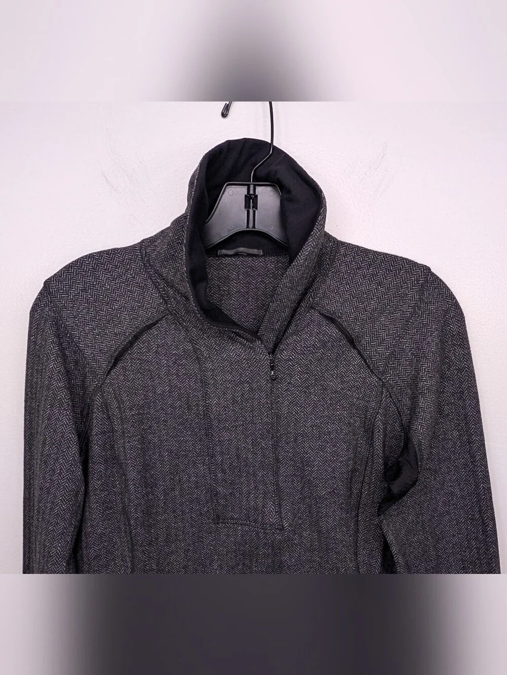 Lululemon Think Fast Pullover Womens 10 1/4 Zip Sweatshirt Long Sleeve Thumbhole